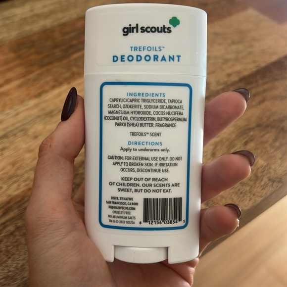 Native Girl Scouts Trefoils Deodorant - Picture 3 of 3